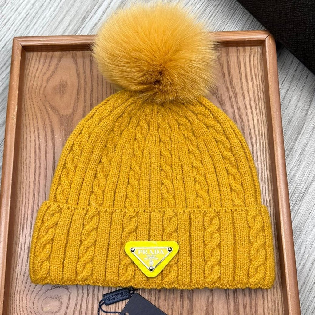 PRADA BEANIE HAT IN MUSTARD YELLOW WOOL 352365