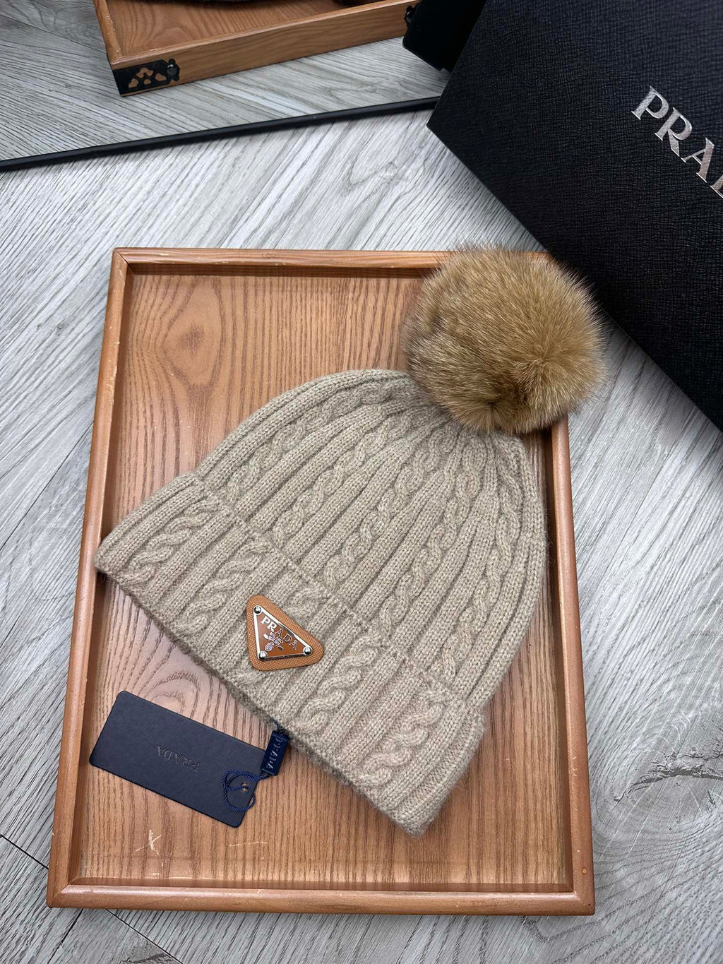 PRADA BEANIE HAT IN CAMEL BROWN WOOL 352367