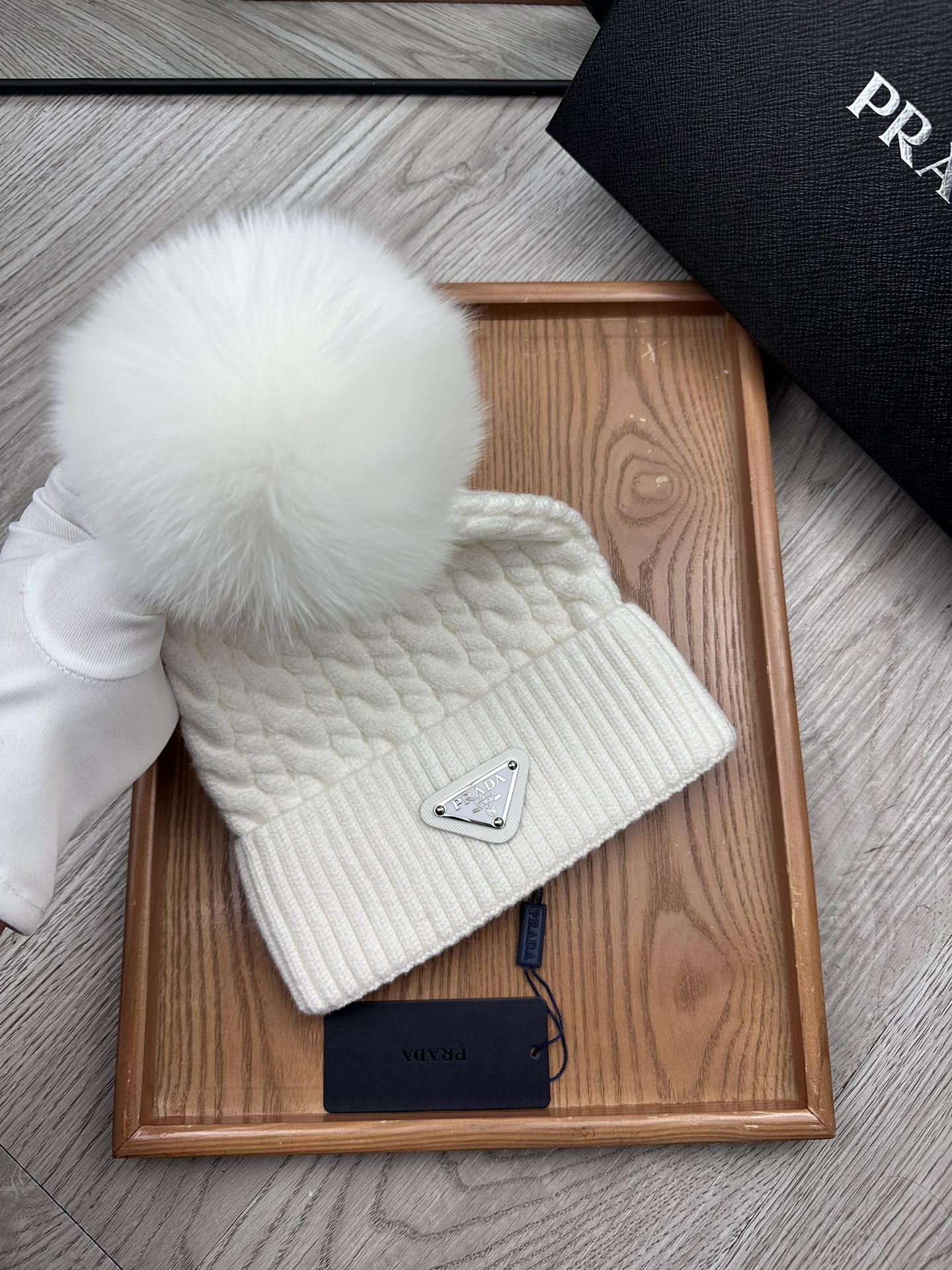 PRADA BEANIE HAT IN WHITE WOOL 352376