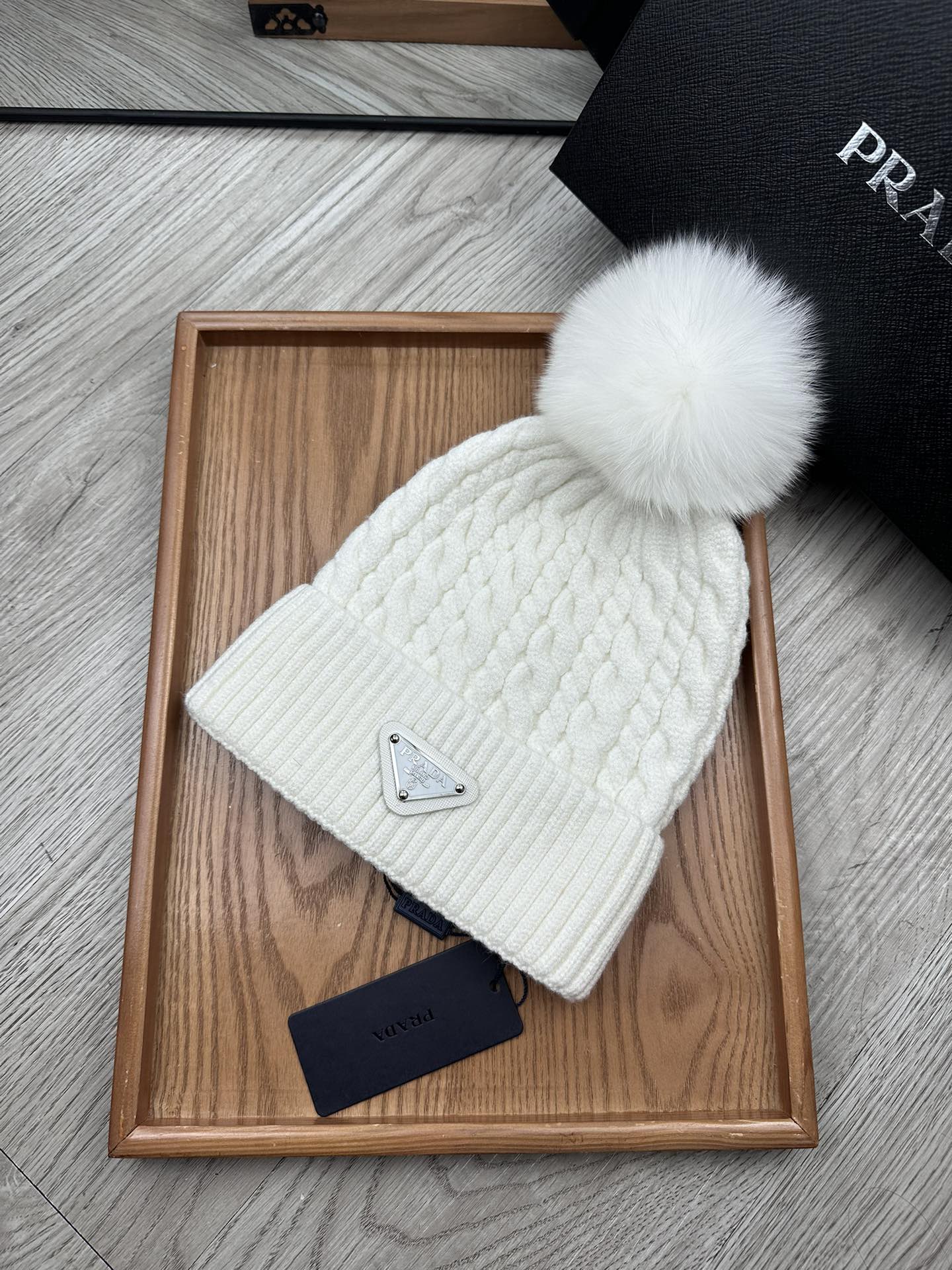 PRADA BEANIE HAT IN WHITE WOOL 352376