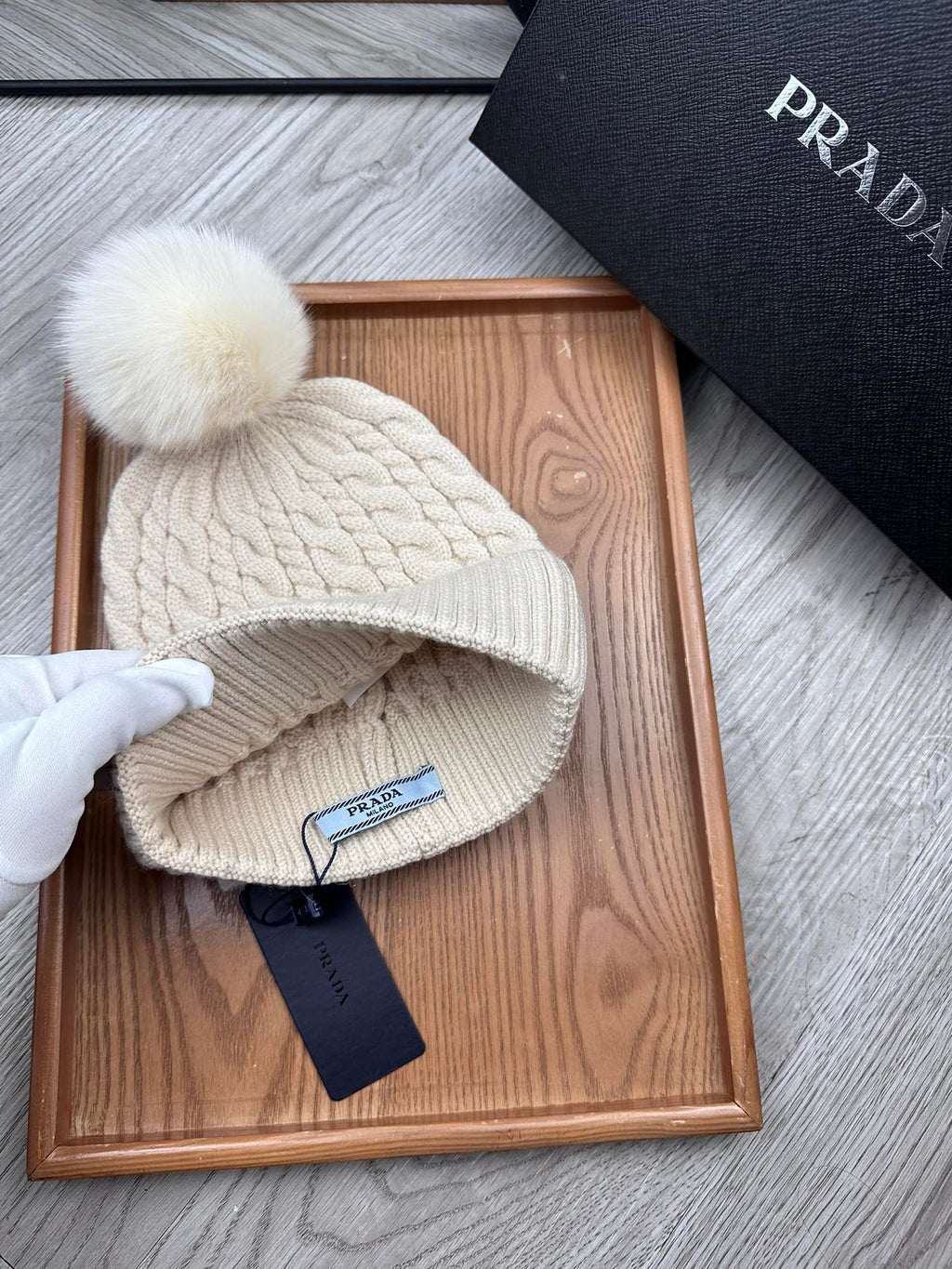 PRADA BEANIE HAT IN PARCHMENT BEIGE WOOL 352377