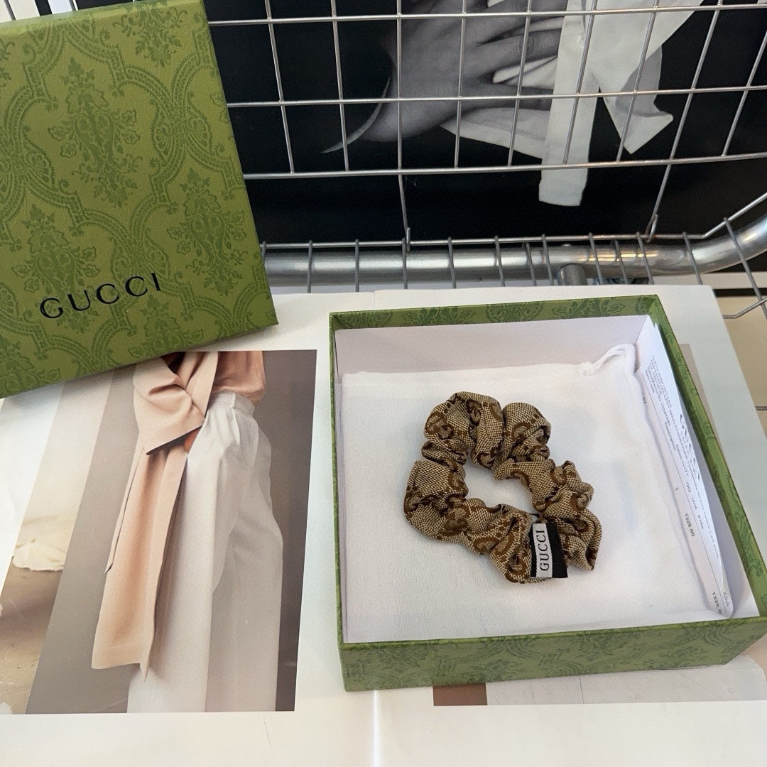 GUCCI SCRUNCHIE IN BEIGE AND EBONY CANVAS 429353