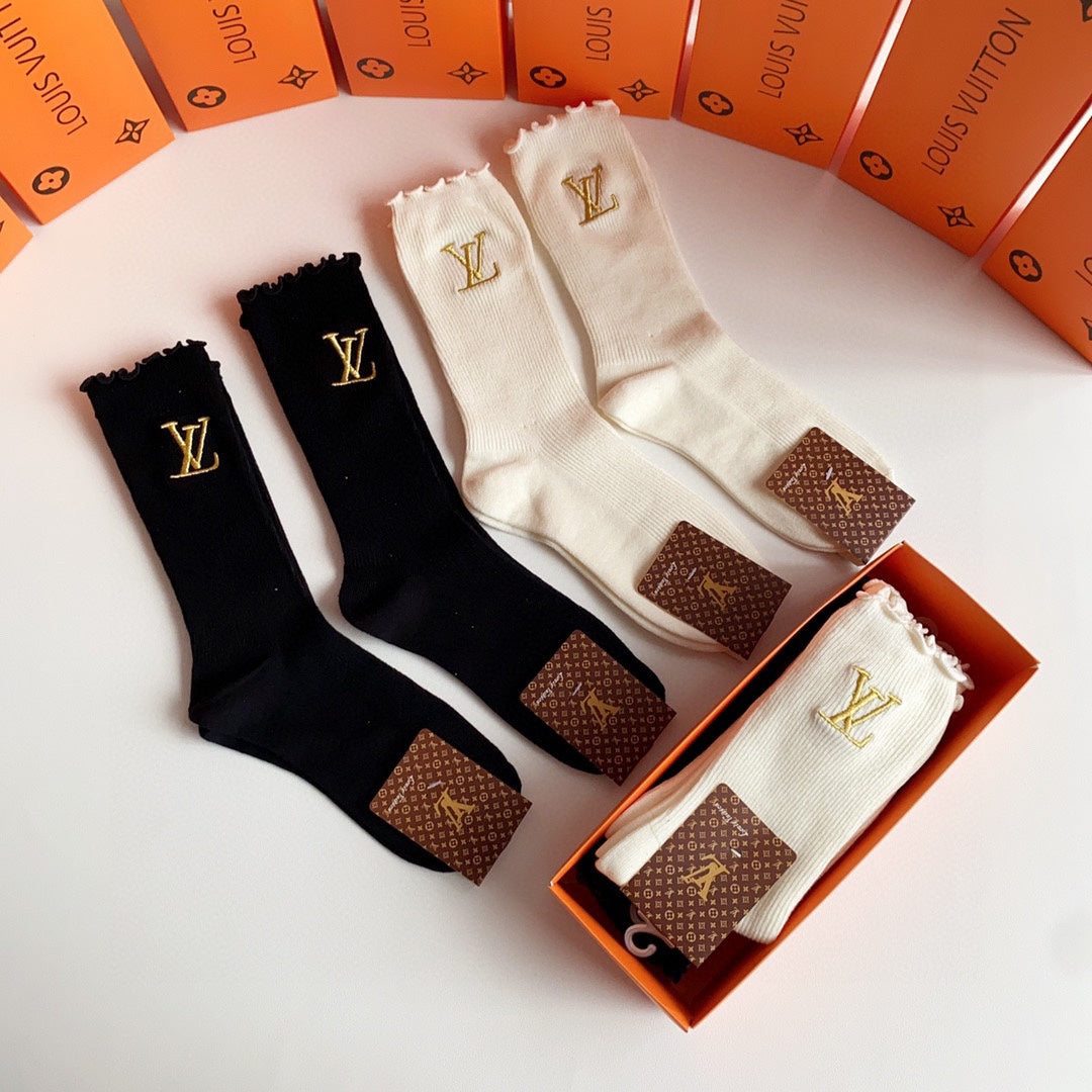 LOUIS VUITTON CREW SOCKS 125508 (1 BOX)