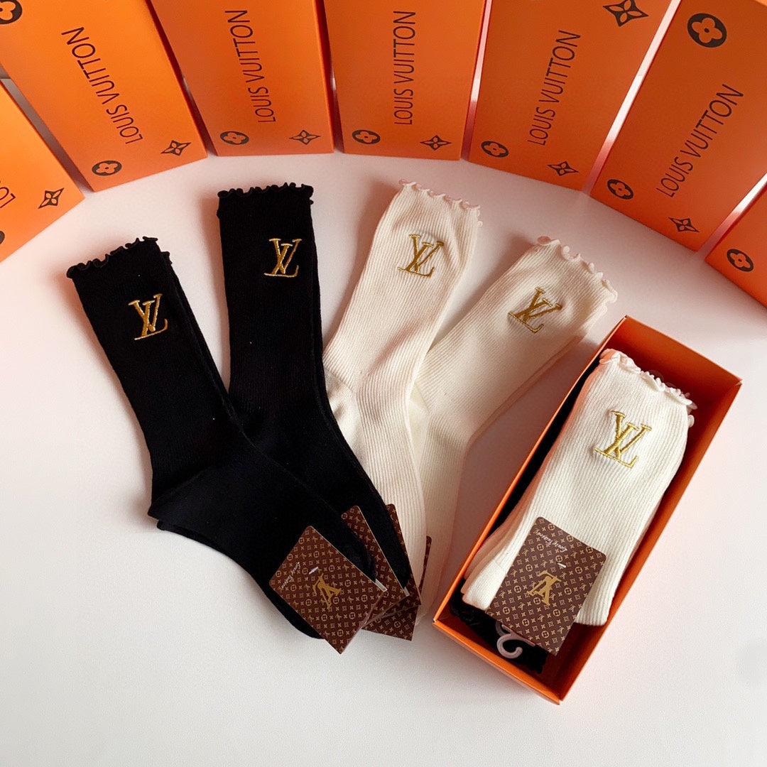 LOUIS VUITTON CREW SOCKS 125508 (1 BOX)