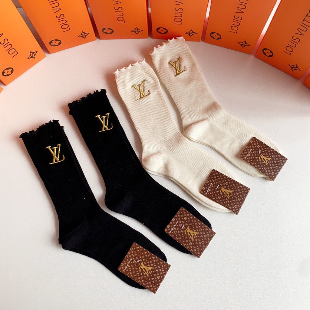 LOUIS VUITTON CREW SOCKS 125508 (1 BOX)