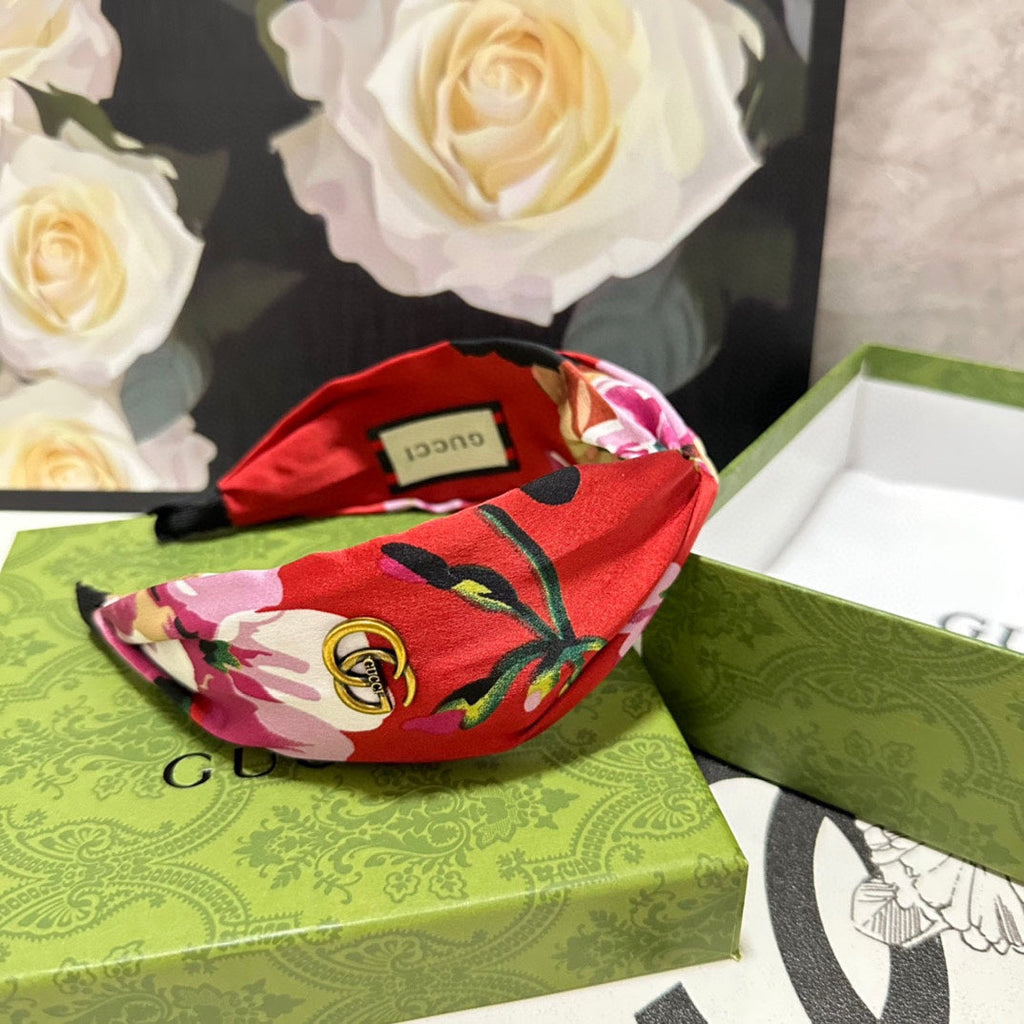 GUCCI HAIRBAND IN RED FLORAL SILK 252675