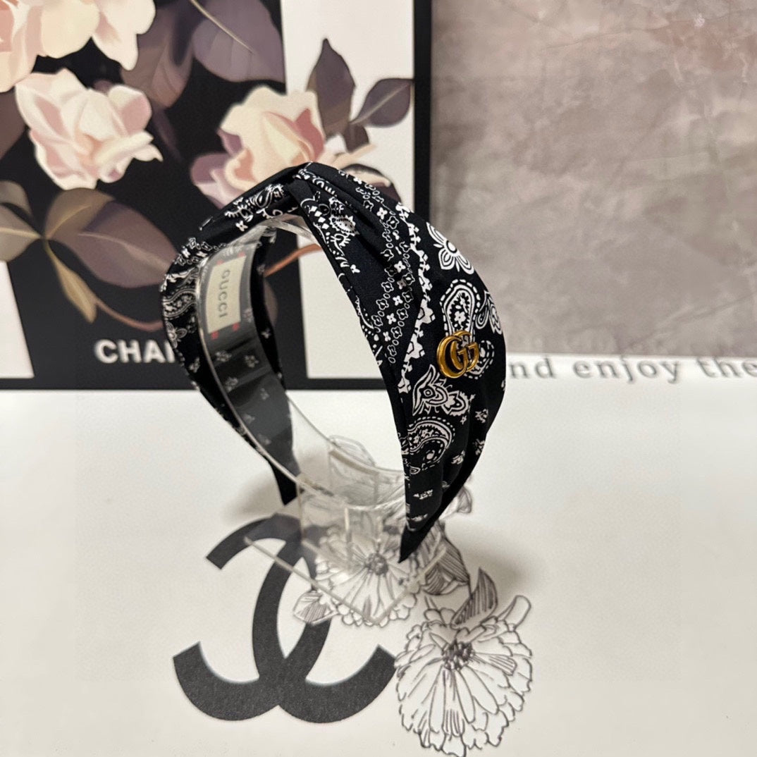 GUCCI HAIRBAND IN BLACK MIX WHITE PATTERN FABRIC 299345