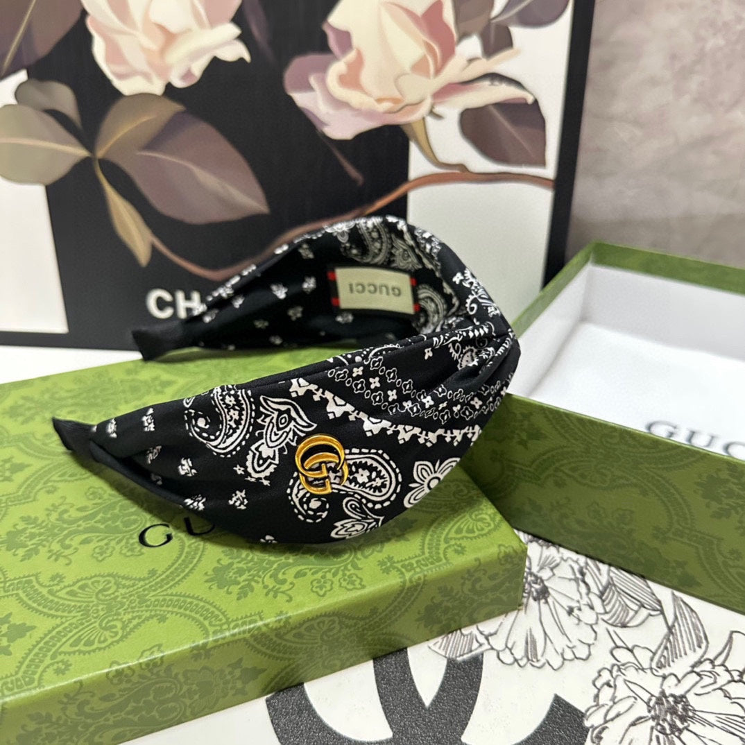 GUCCI HAIRBAND IN BLACK MIX WHITE PATTERN FABRIC 299345