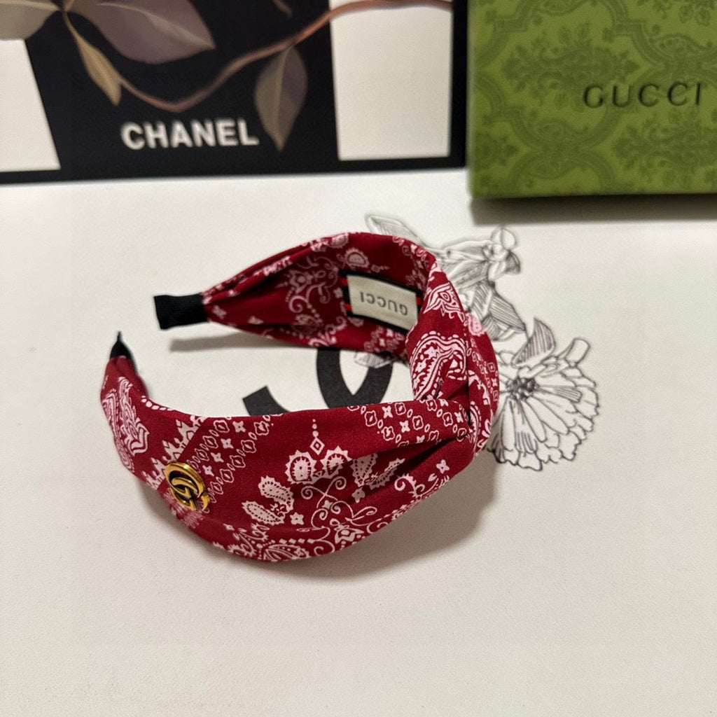 GUCCI HAIRBAND IN RED AND WHITE PATTERN FABRIC 299346
