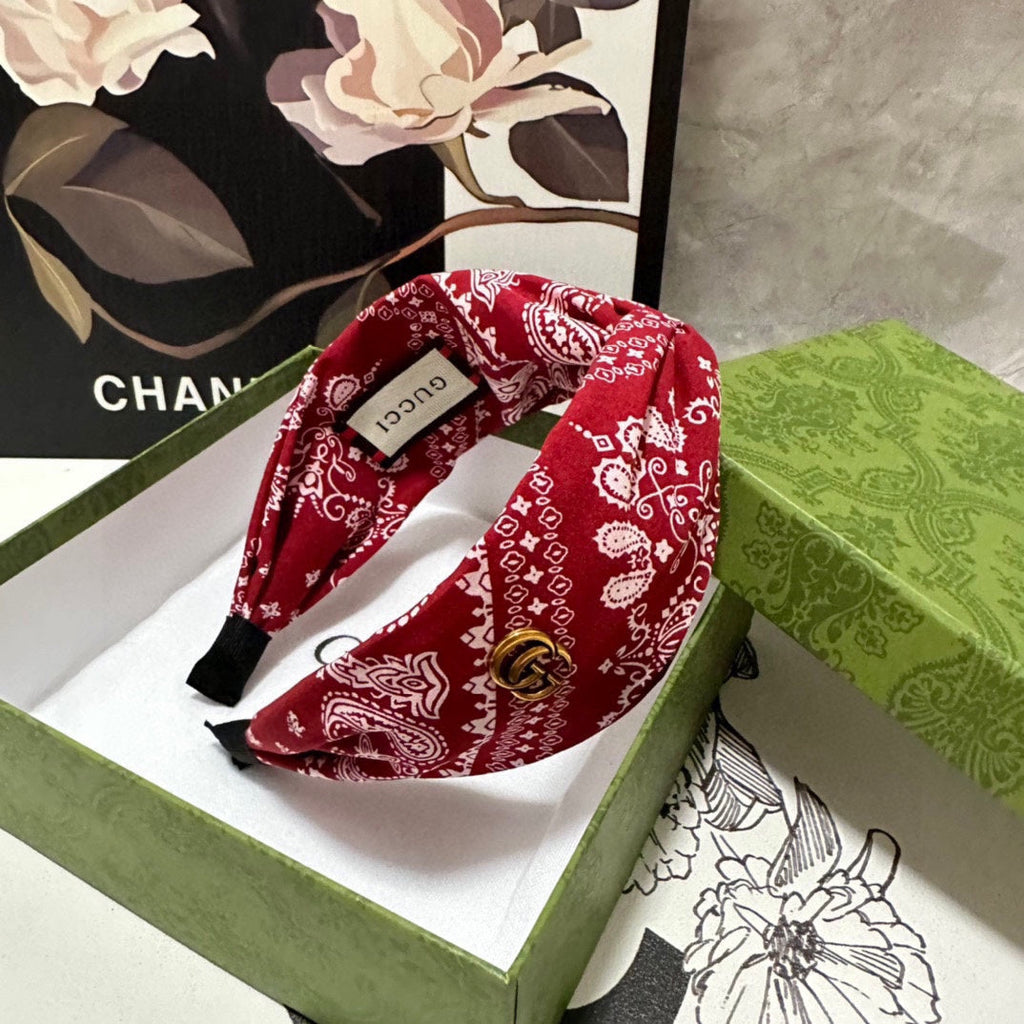 GUCCI HAIRBAND IN RED AND WHITE PATTERN FABRIC 299346