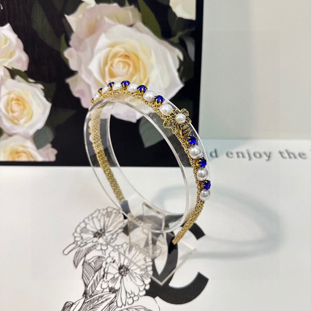 GUCCI HAIRBAND EMBELLISHED DIAMOND AND PEARL IN GOLD METAL 376822