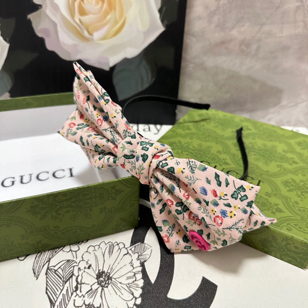 GUCCI HAIRBAND IN LIGHT PINK FLORAL FABRIC 385853