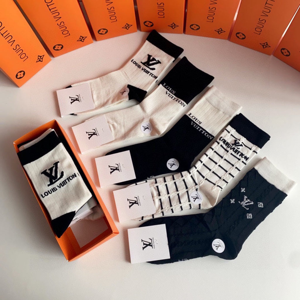 LOUIS VUITTON CREW SOCKS 410985 (1 BOX)