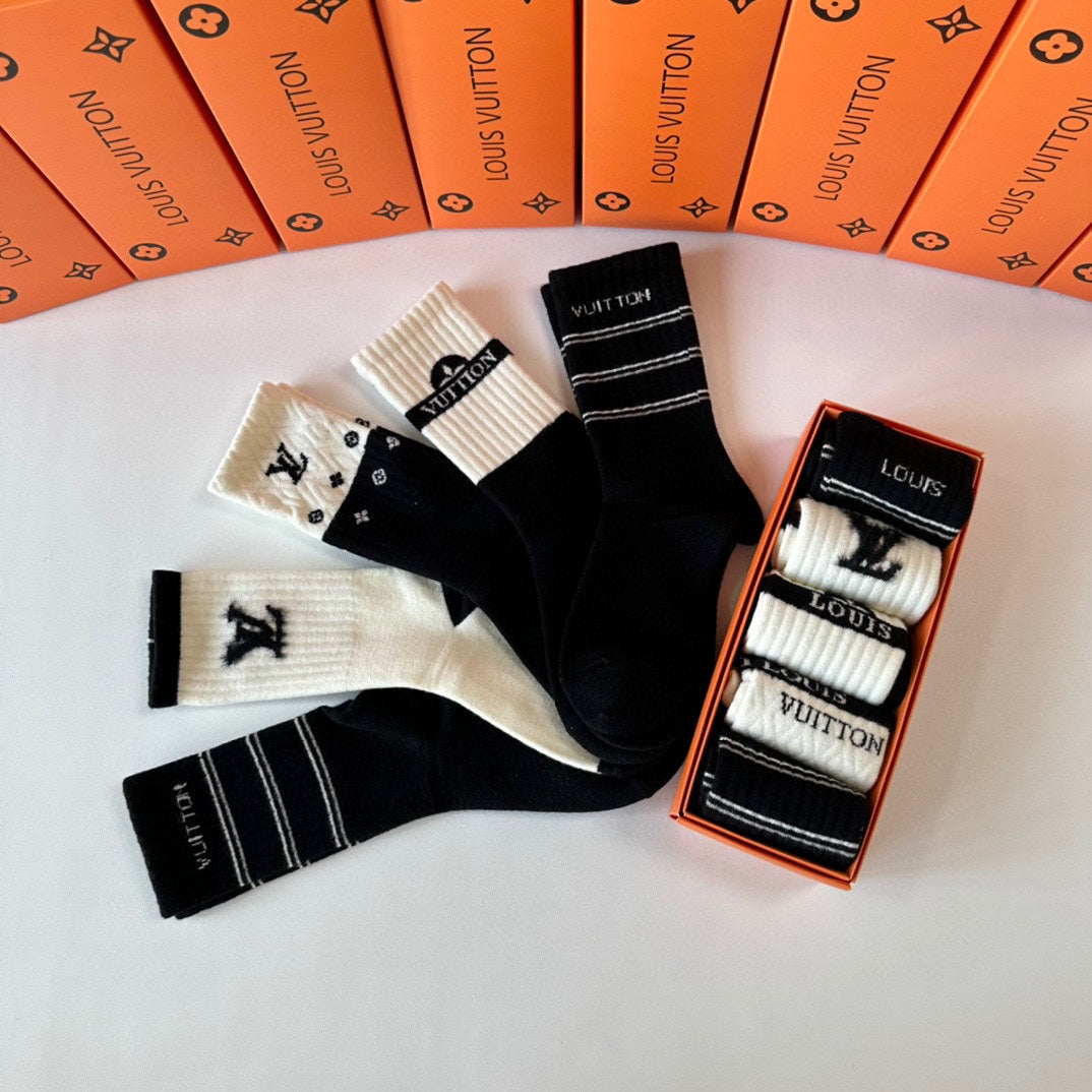 LOUIS VUITTON CREW SOCKS 410991 (1 BOX)