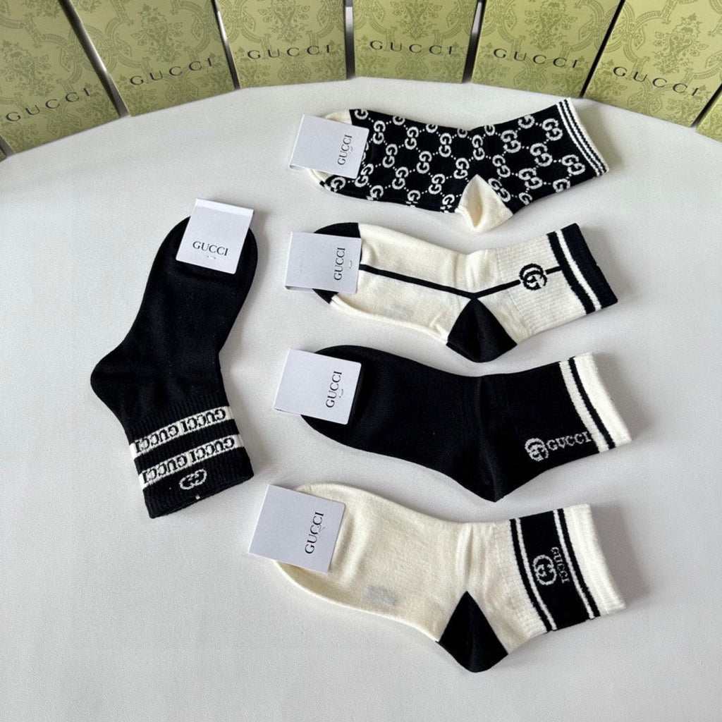 GUCCI LOW-CUT SOCKS 425663 (1 BOX)