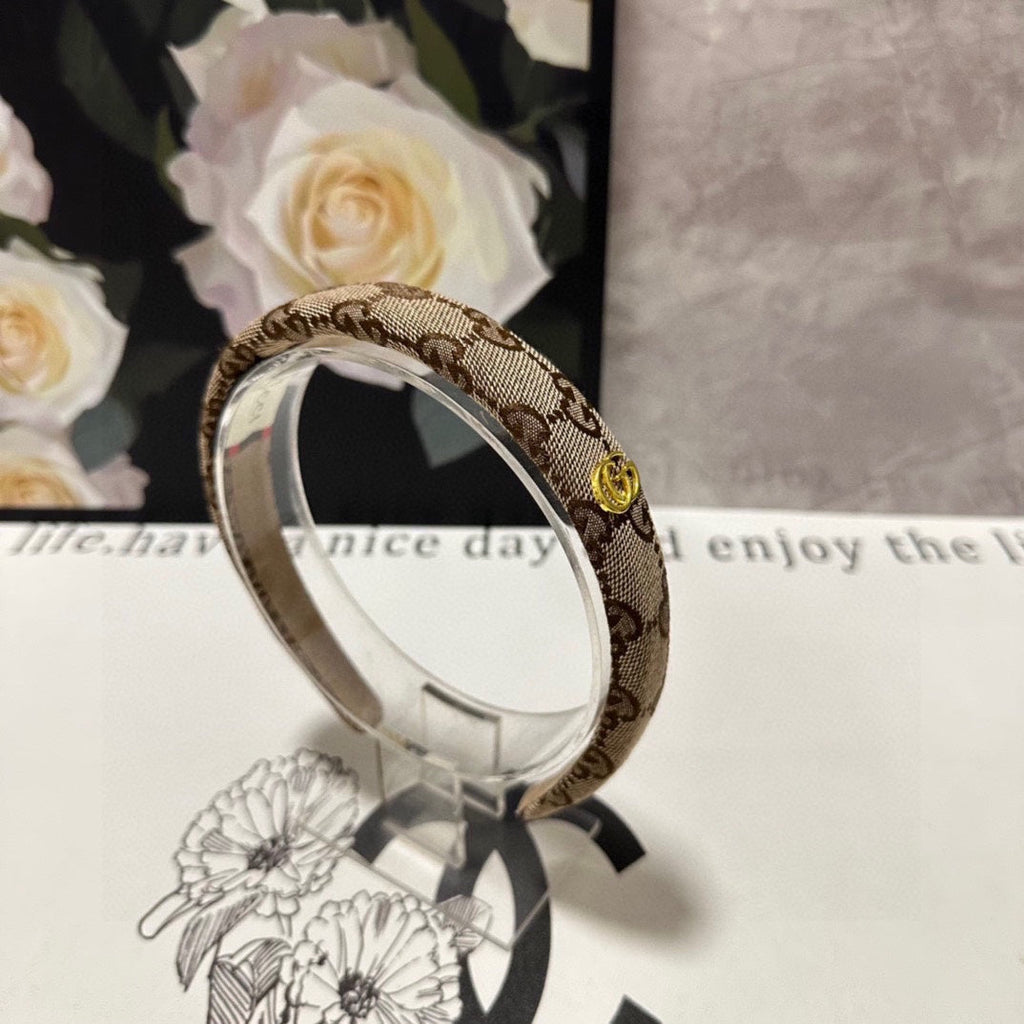GUCCI HAIRBAND IN BEIGE AND EBONY CANVAS 432816