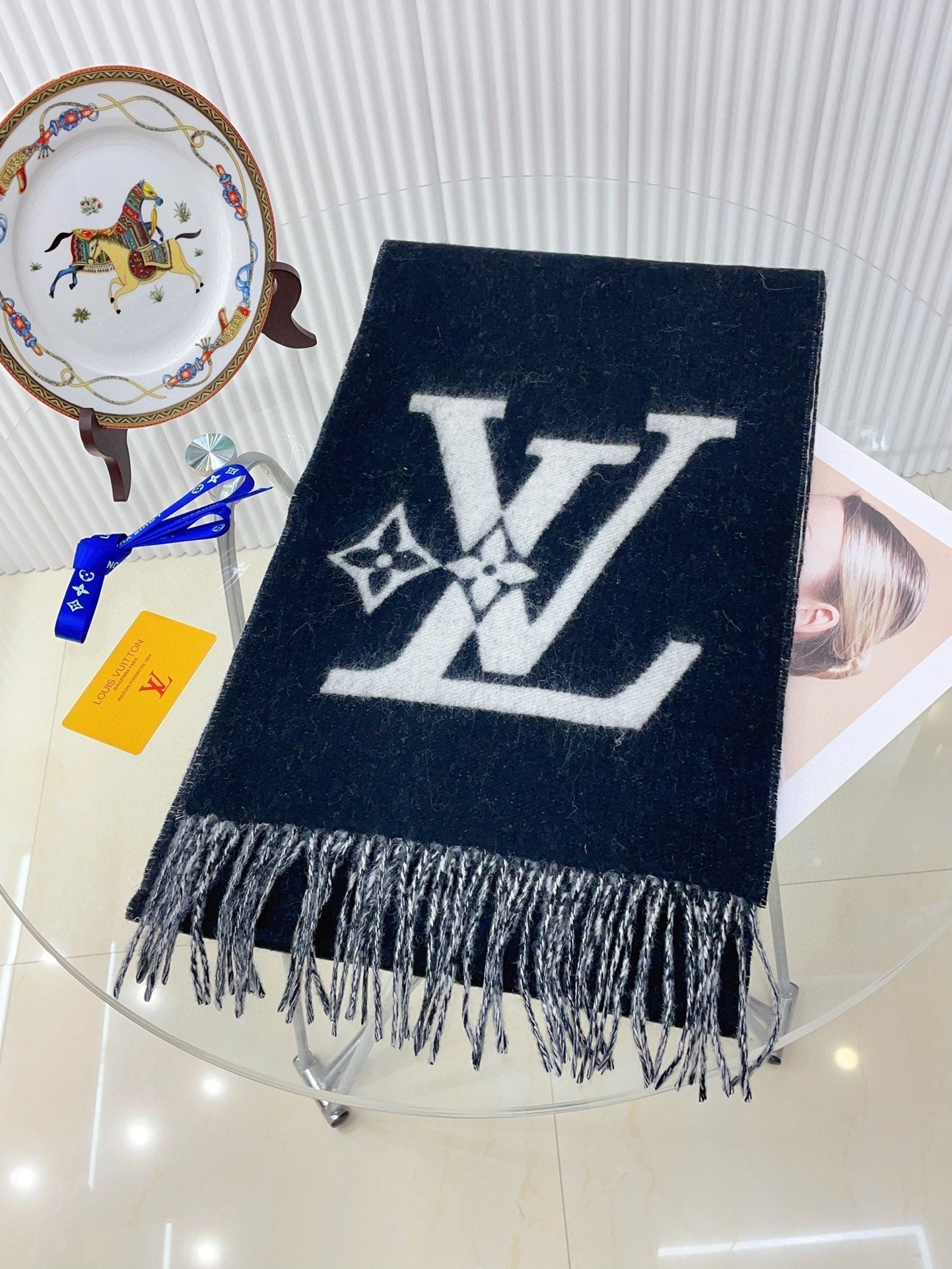 LOUIS VUITTON SMASH SCARF 210 CM IN BLACK WOOL 390965