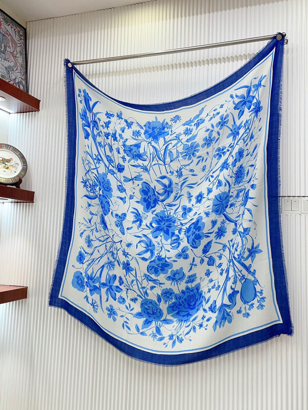 GUCCI SQUARE SCARF 140 CM IN MAYA BLUE CASHMERE 398257