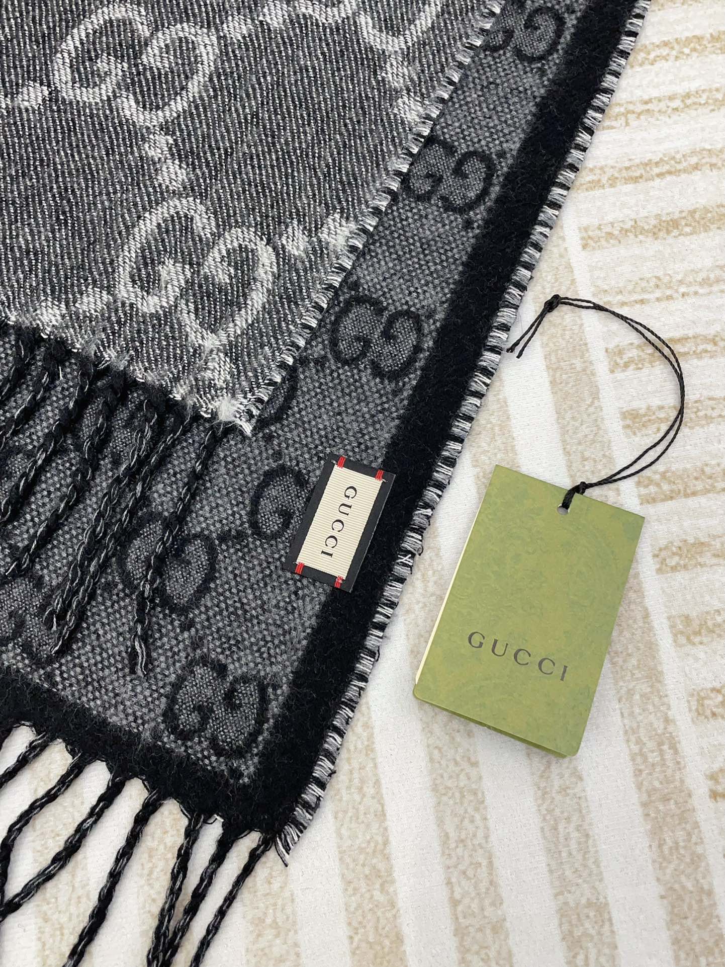 GUCCI JACQUARD WOOL SCARF BLACK 398285