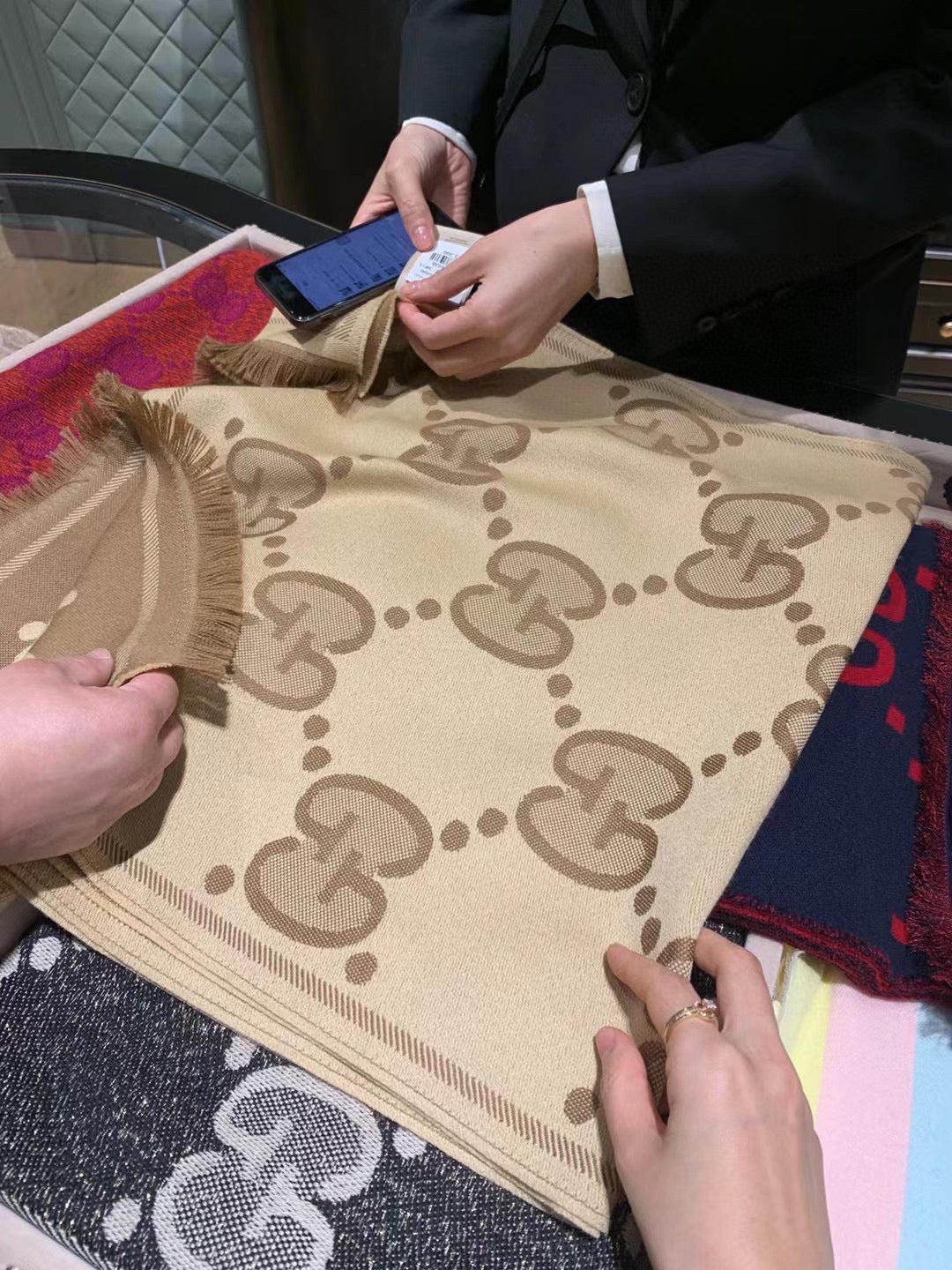 GUCCI DOUBLE-SIDED SCARF 200 CM IN COFFEE AND TAN BROWN WOOL AND SILK 398287