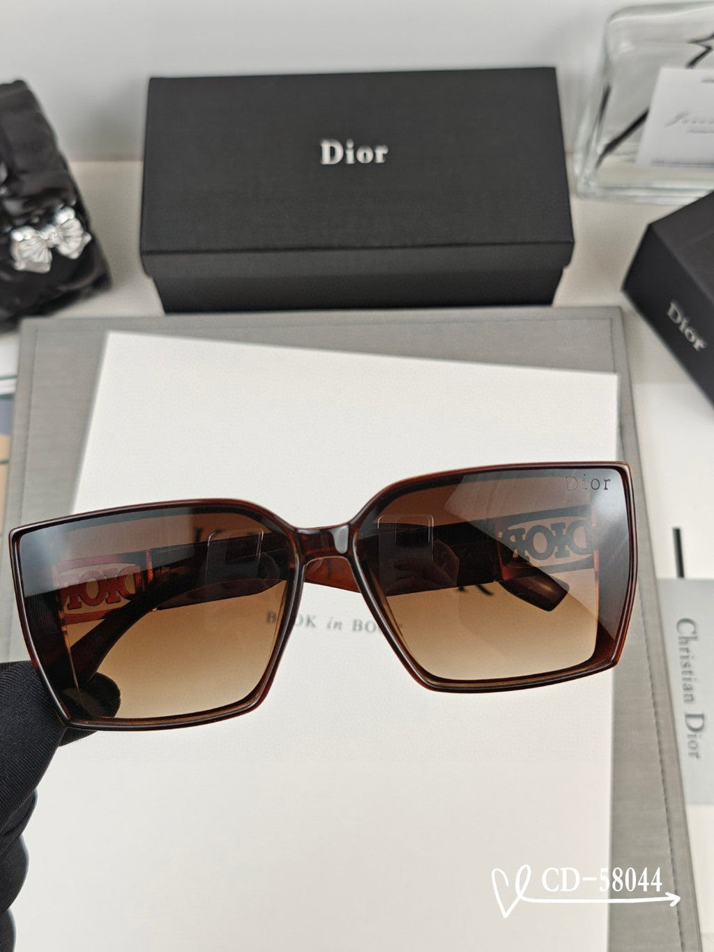 DIOR MONTAIGNE SQUARE SUNGLASS 58044 IN ACETATE