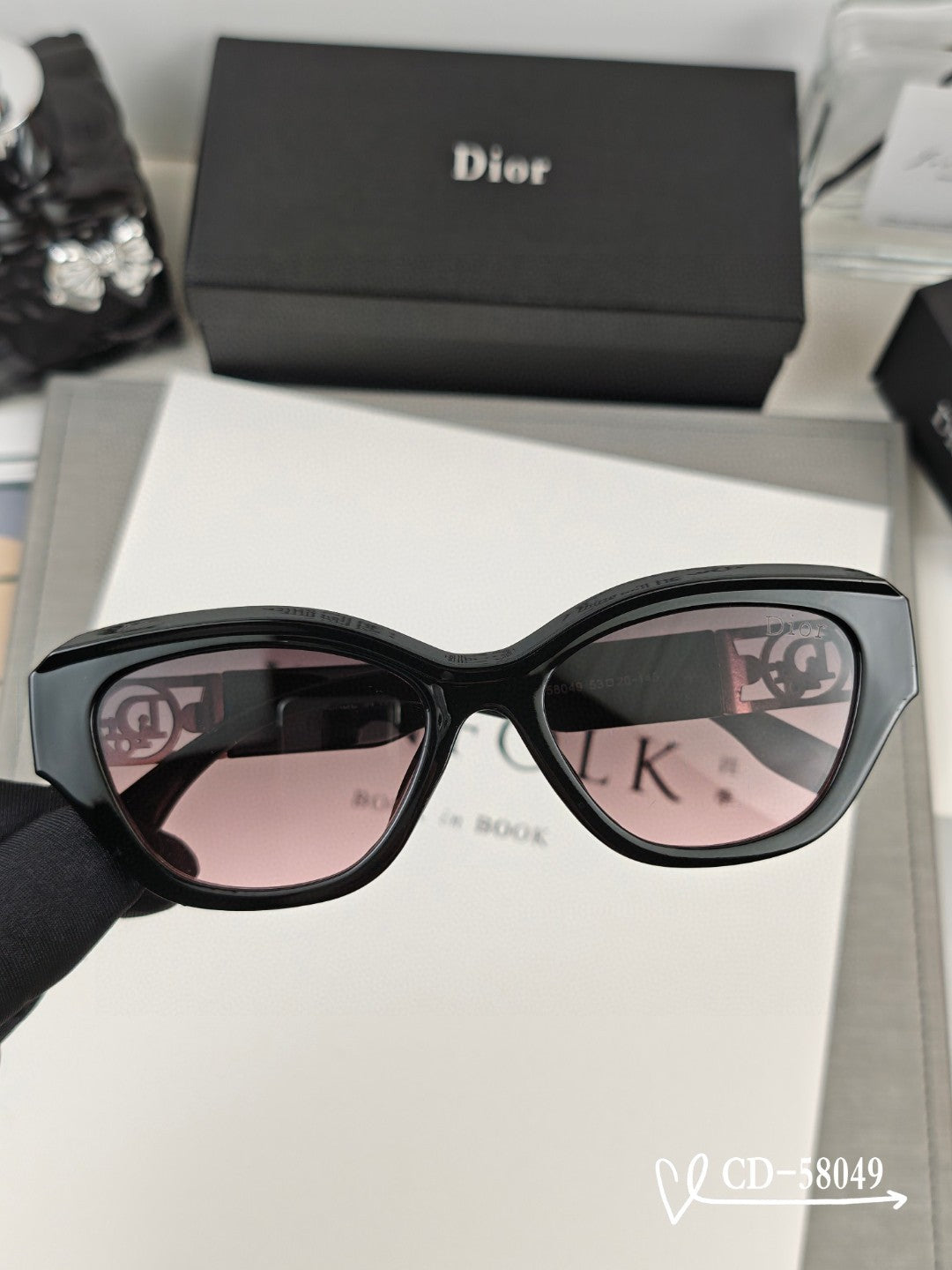 DIOR CAT EYE SUNGLASS 58049 IN ACETATE