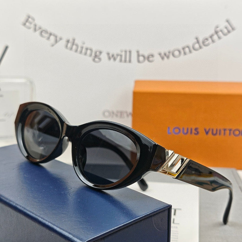 LOUIS VUITTON CAT EYE SUNGLASSES 55161 IN ACETATE