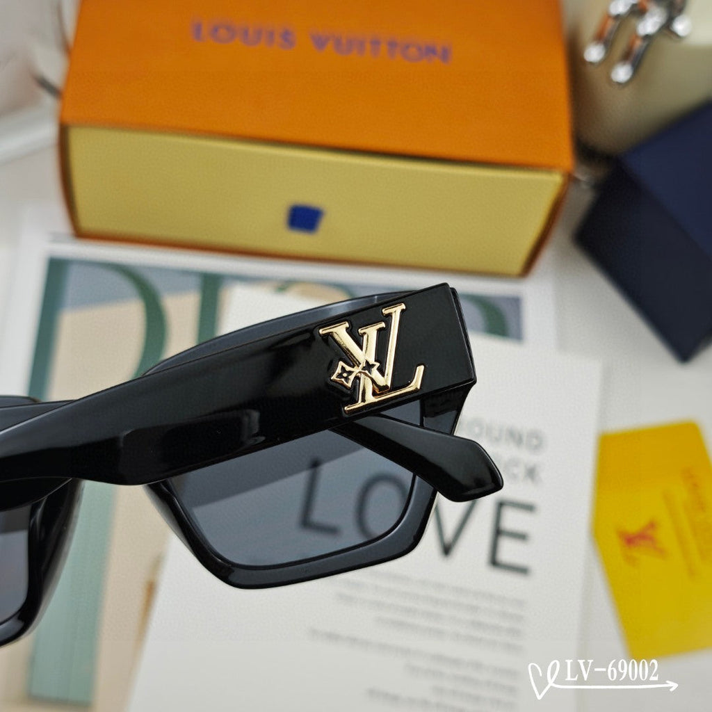 LOUIS VUITTON CAT EYE SUNGLASSES 69002 IN ACETATE