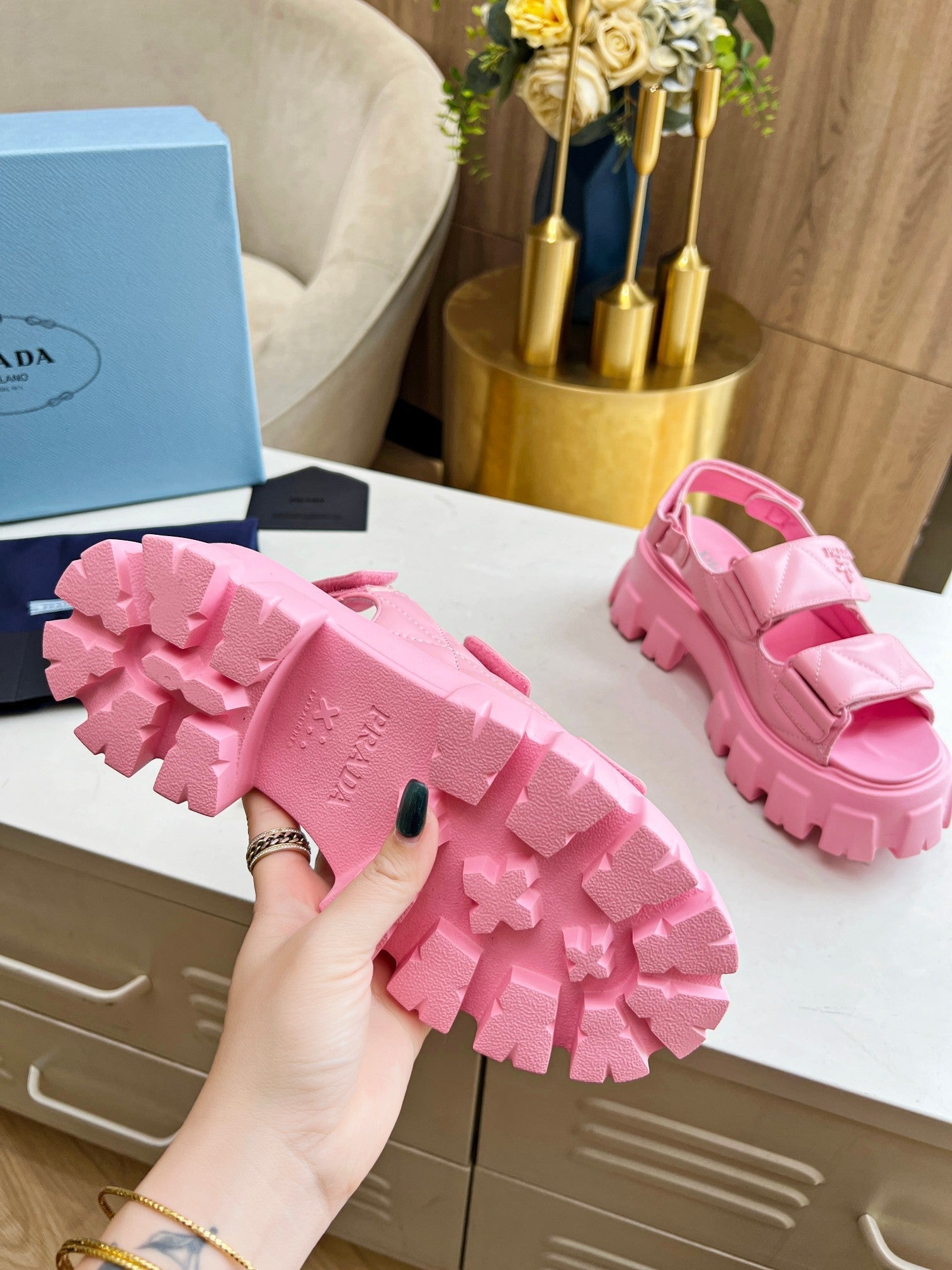 PRADA MONOLITH NAPPA SANLS BRIGHT PINK LAMBSKIN