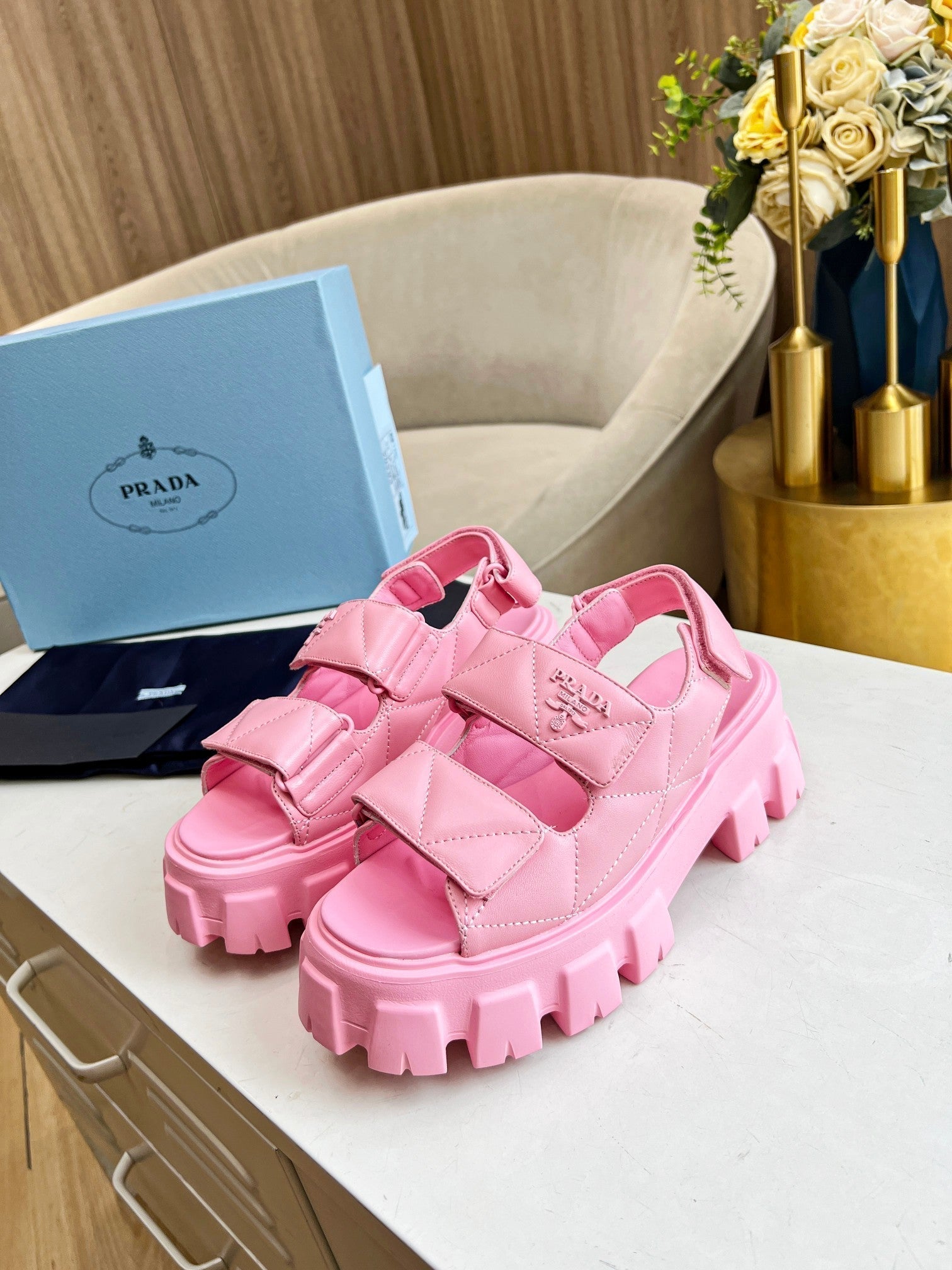PRADA MONOLITH NAPPA SANLS BRIGHT PINK LAMBSKIN