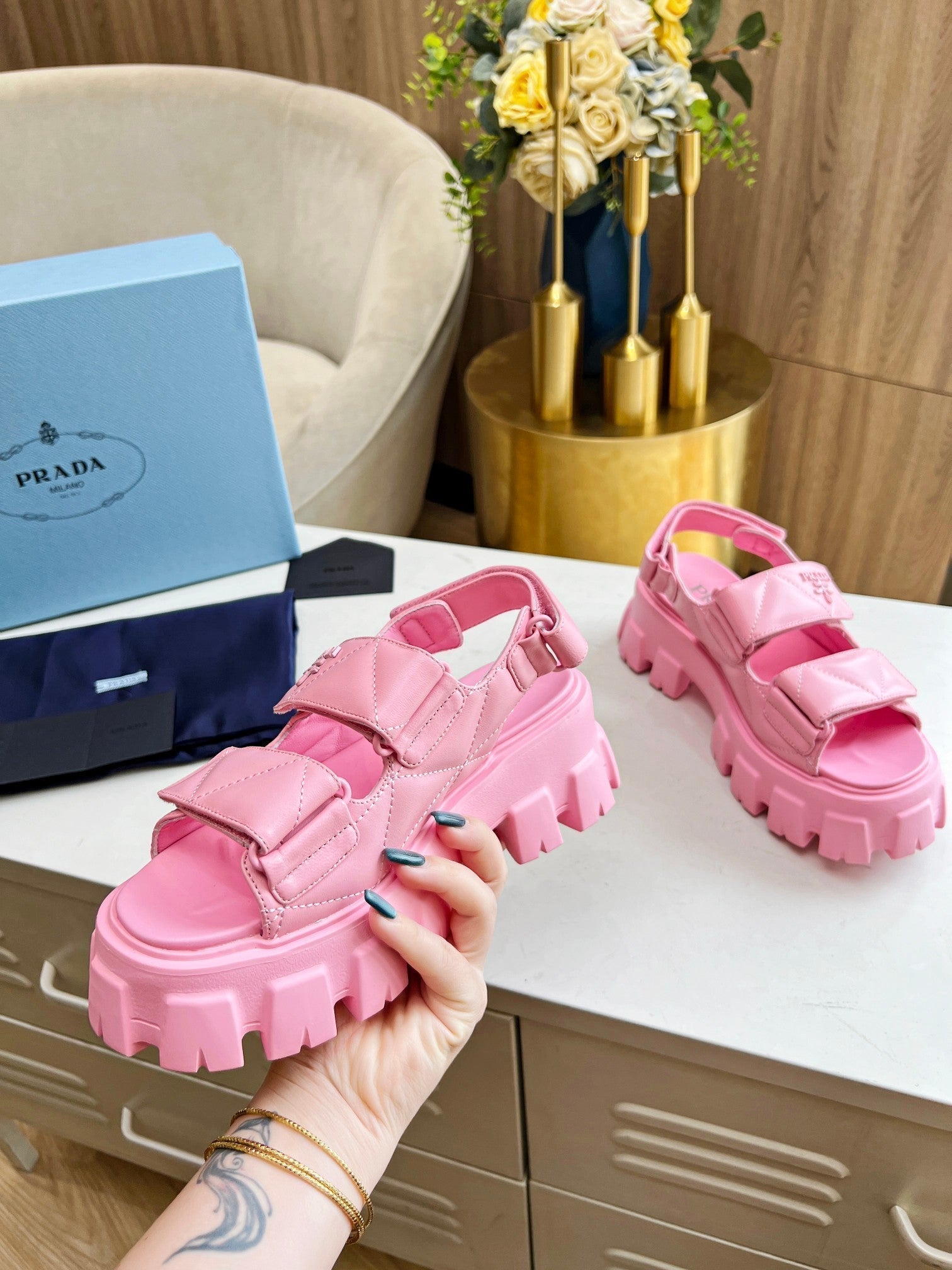 PRADA MONOLITH NAPPA SANLS BRIGHT PINK LAMBSKIN