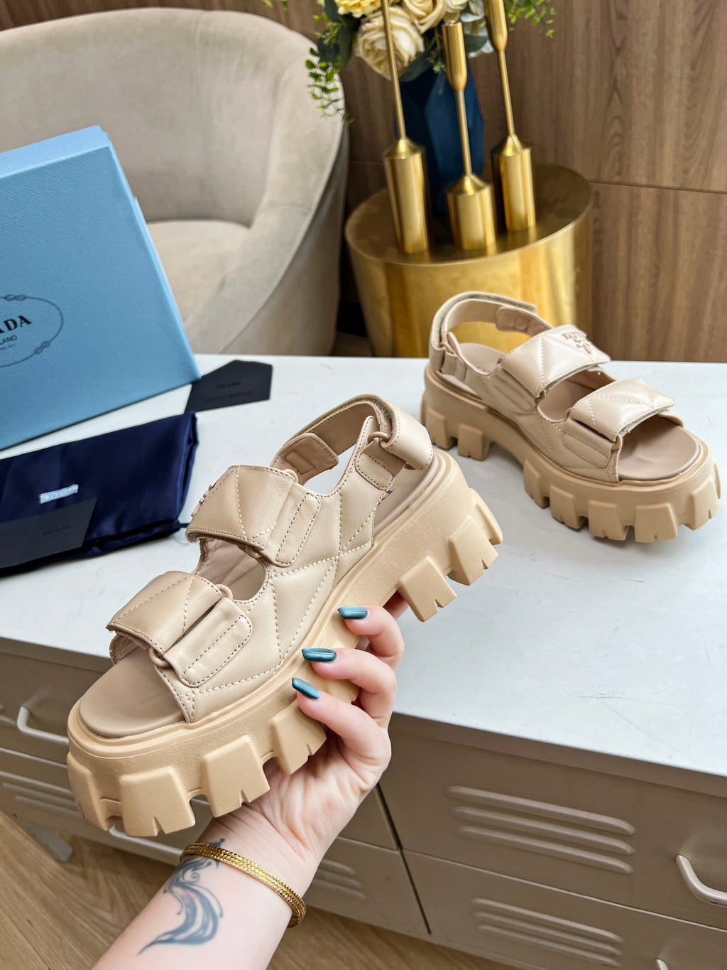 PRADA MONOLITH NAPPA SANLS BEIGE LAMBSKIN