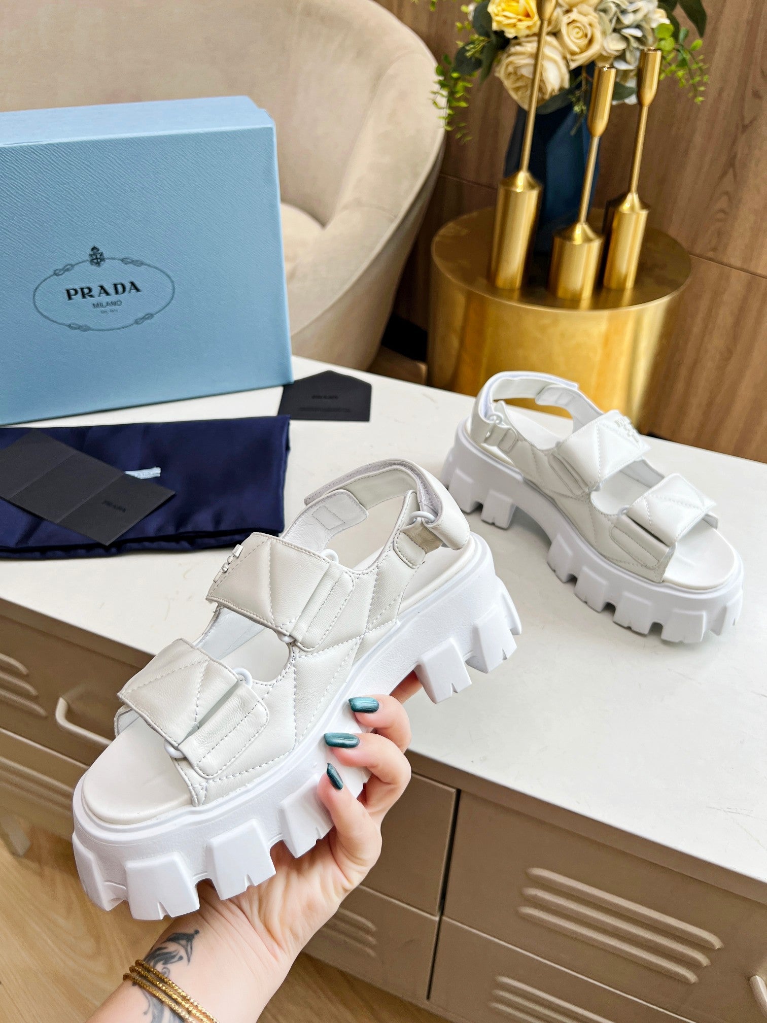 PRADA MONOLITH NAPPA SANLS WHITE LAMBSKIN