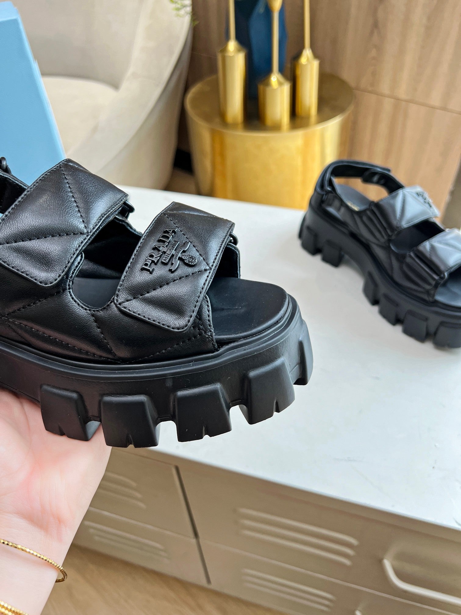 PRADA MONOLITH NAPPA SANLS BLACK LAMBSKIN