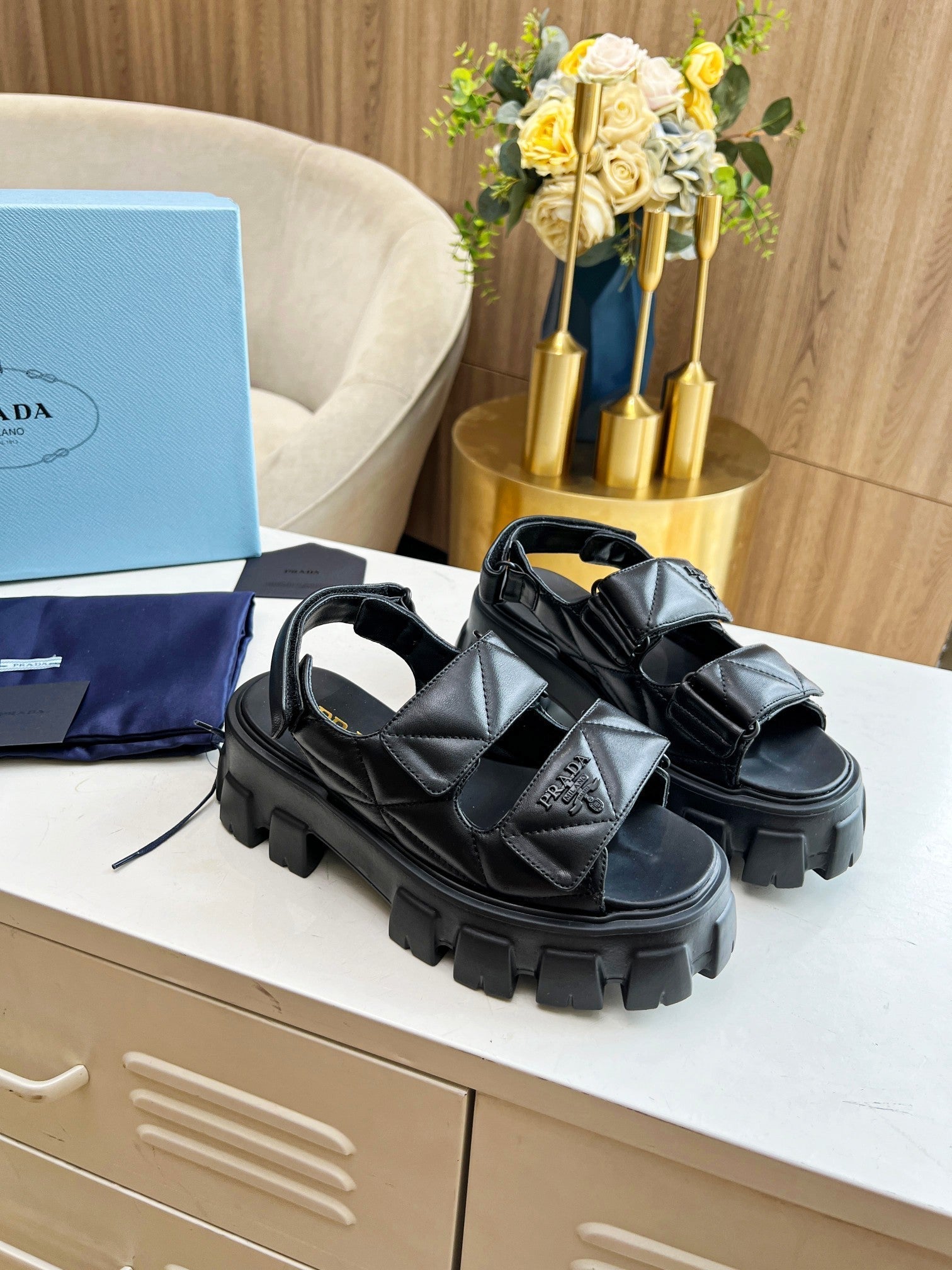 PRADA MONOLITH NAPPA SANLS BLACK LAMBSKIN