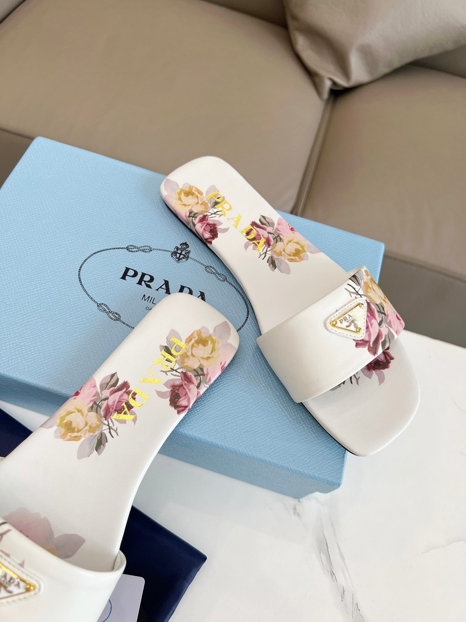 PRADA PRINTED SLIDES SLIPPERS WHITE LAMBSKIN