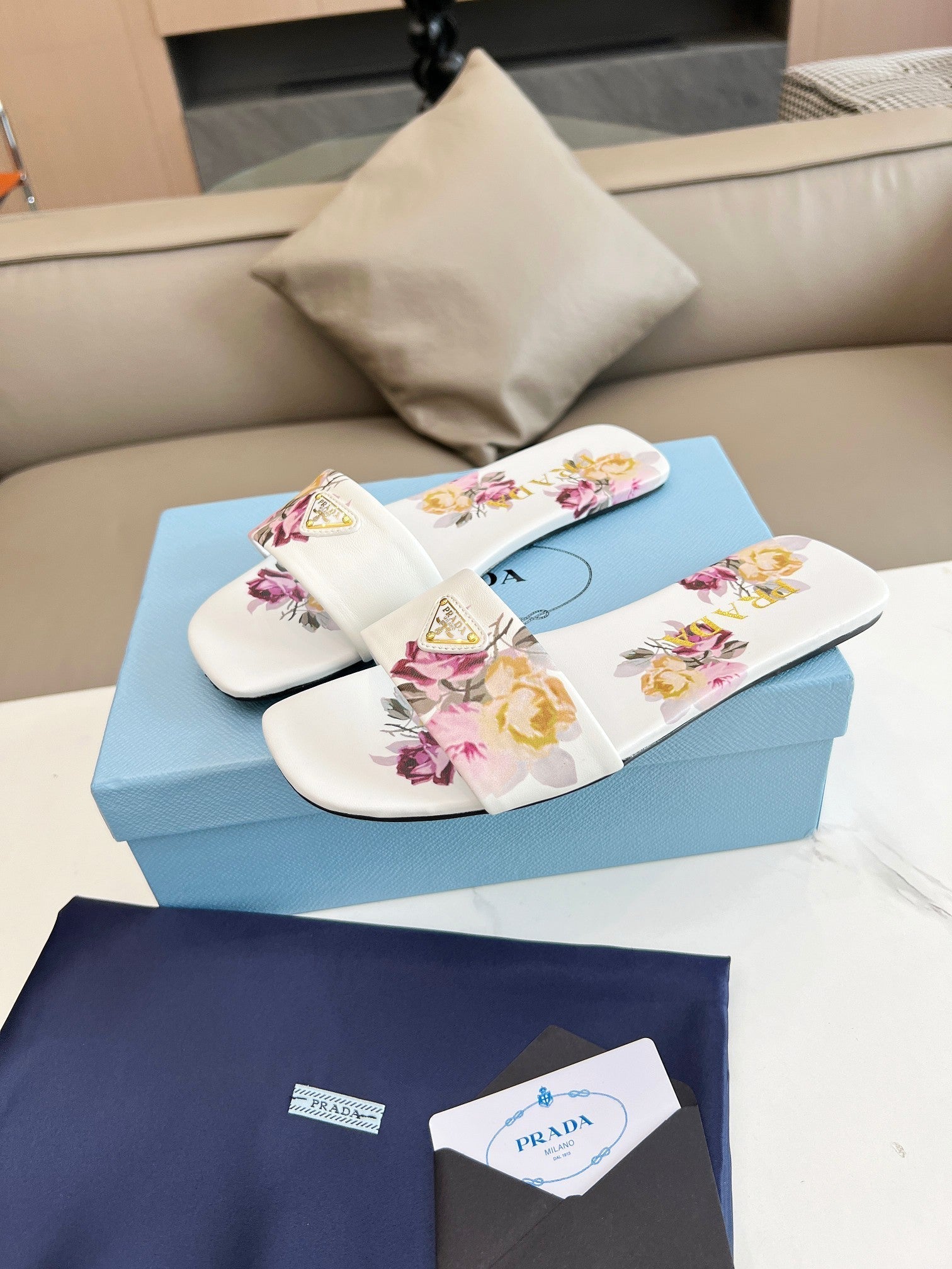 PRADA PRINTED SLIDES SLIPPERS WHITE LAMBSKIN
