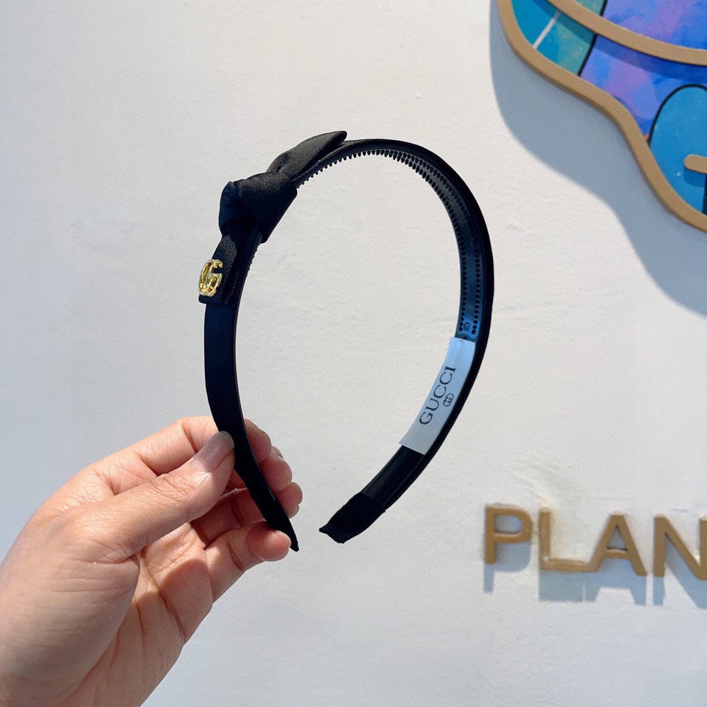 GUCCI BOW HAIRBAND IN BLACK RE-NYLON 356589