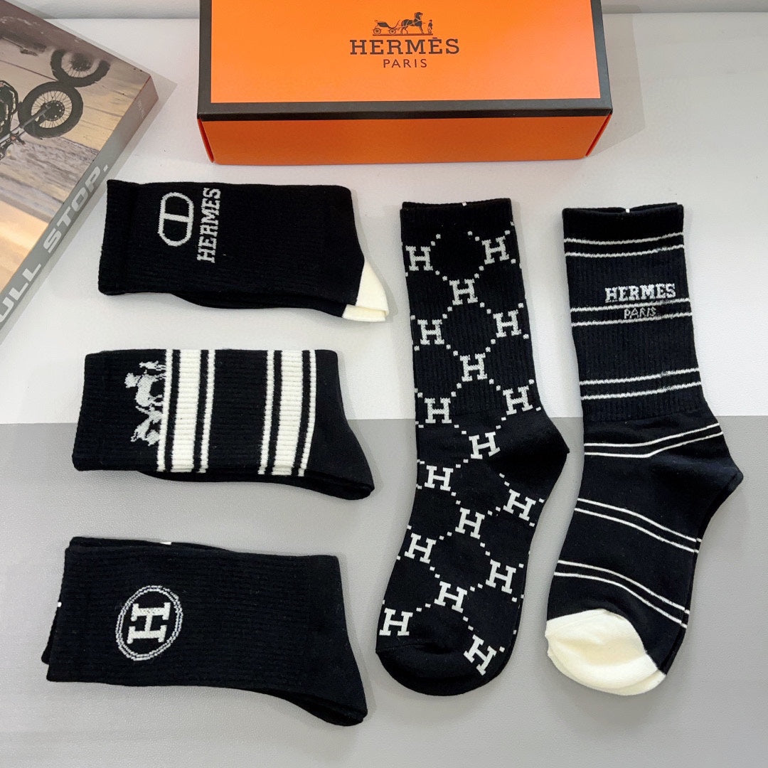 HERMES CREW SOCKS 381628 (1 BOX)