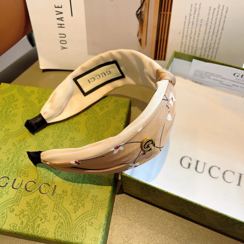 GUCCI HAIRBAND WITH FLOWER PRINT IN DESERT BROWN SILK 398864