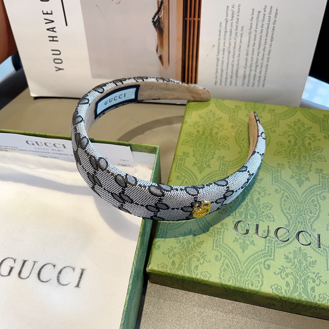 GUCCI HEADBAND IN LIGHT GRAY MONOGRAM CANVAS 406053