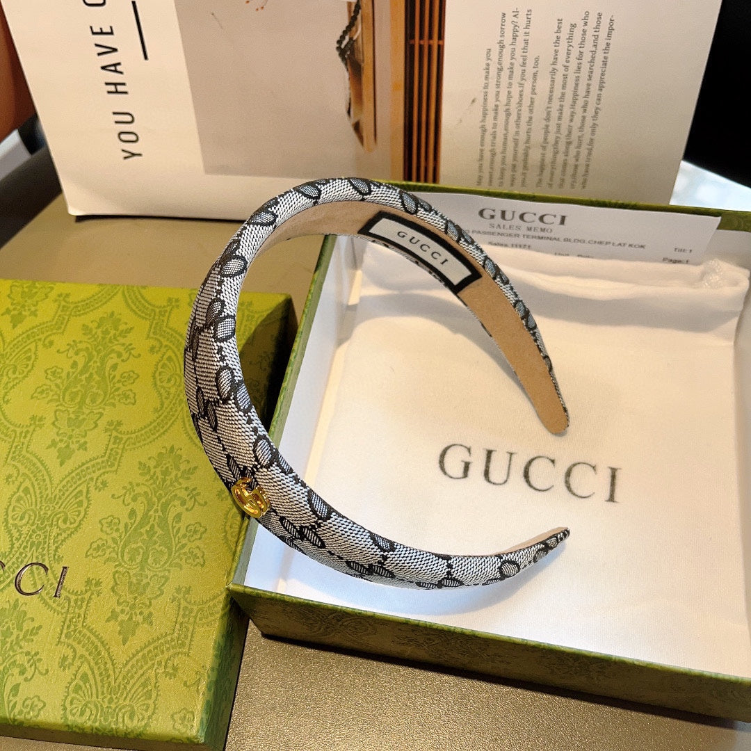 GUCCI HEADBAND IN LIGHT GRAY MONOGRAM CANVAS 406053