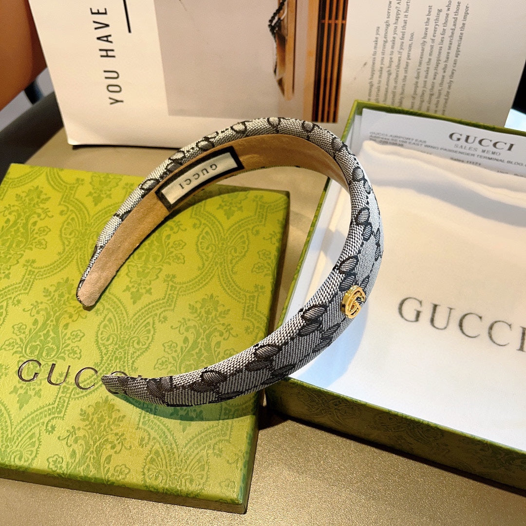 GUCCI HEADBAND IN LIGHT GRAY MONOGRAM CANVAS 406053