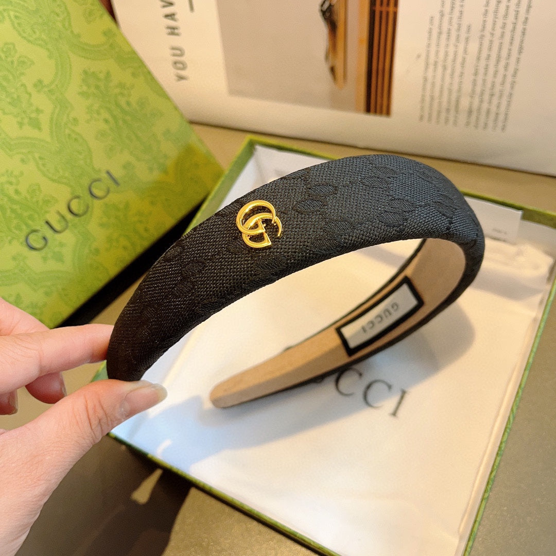 GUCCI HEADBAND IN BLACK MONOGRAM CANVAS 406055
