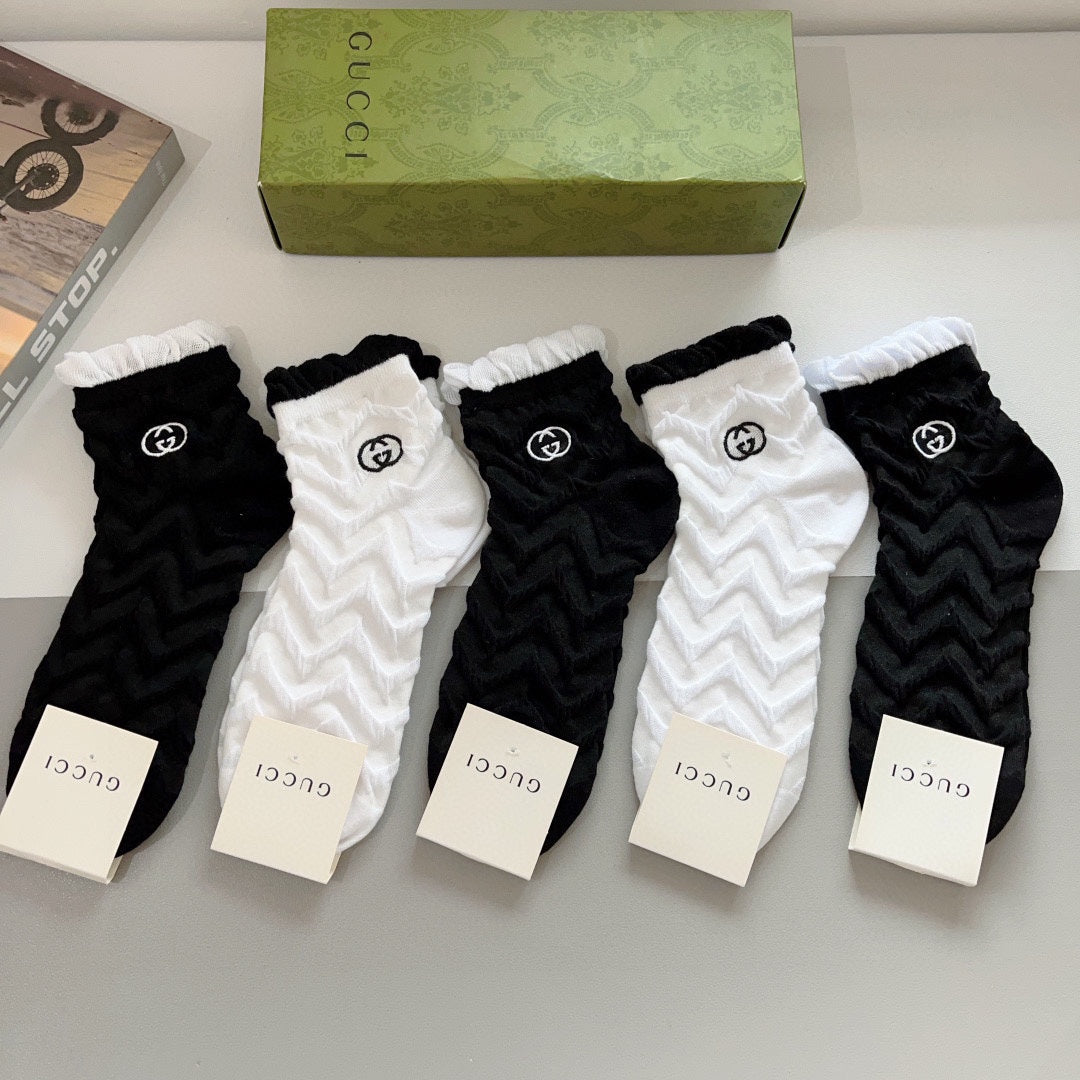GUCCI LOW-CUT SOCKS 425639 (1 BOX)