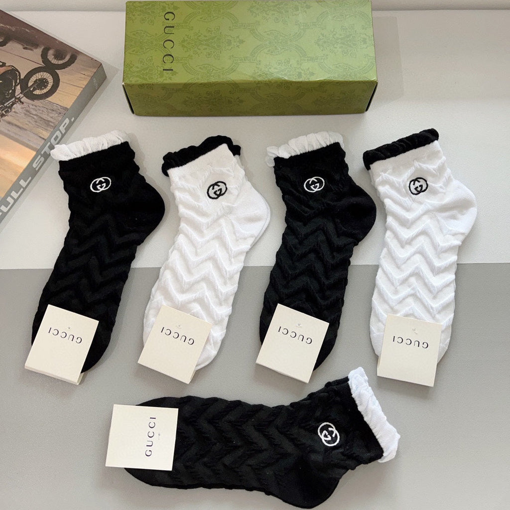 GUCCI LOW-CUT SOCKS 425639 (1 BOX)