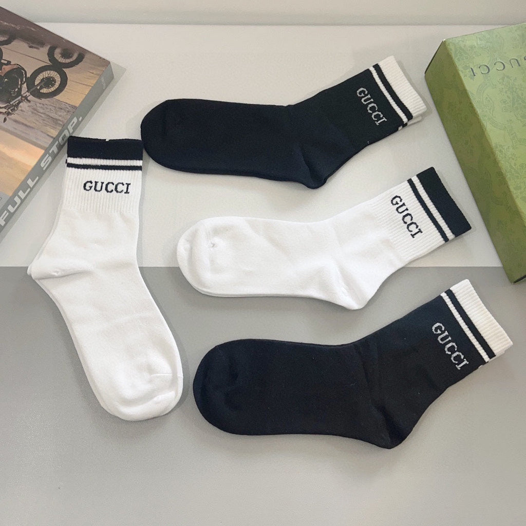 GUCCI LOW-CUT SOCKS 427625 (1 BOX)