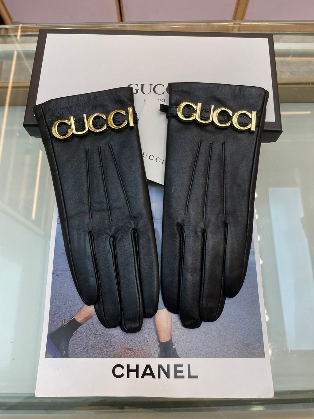 GUCCI EUROPEAN GLOVES IN BLACK LAMBSKIN WITH CASHMERE LINING 376727