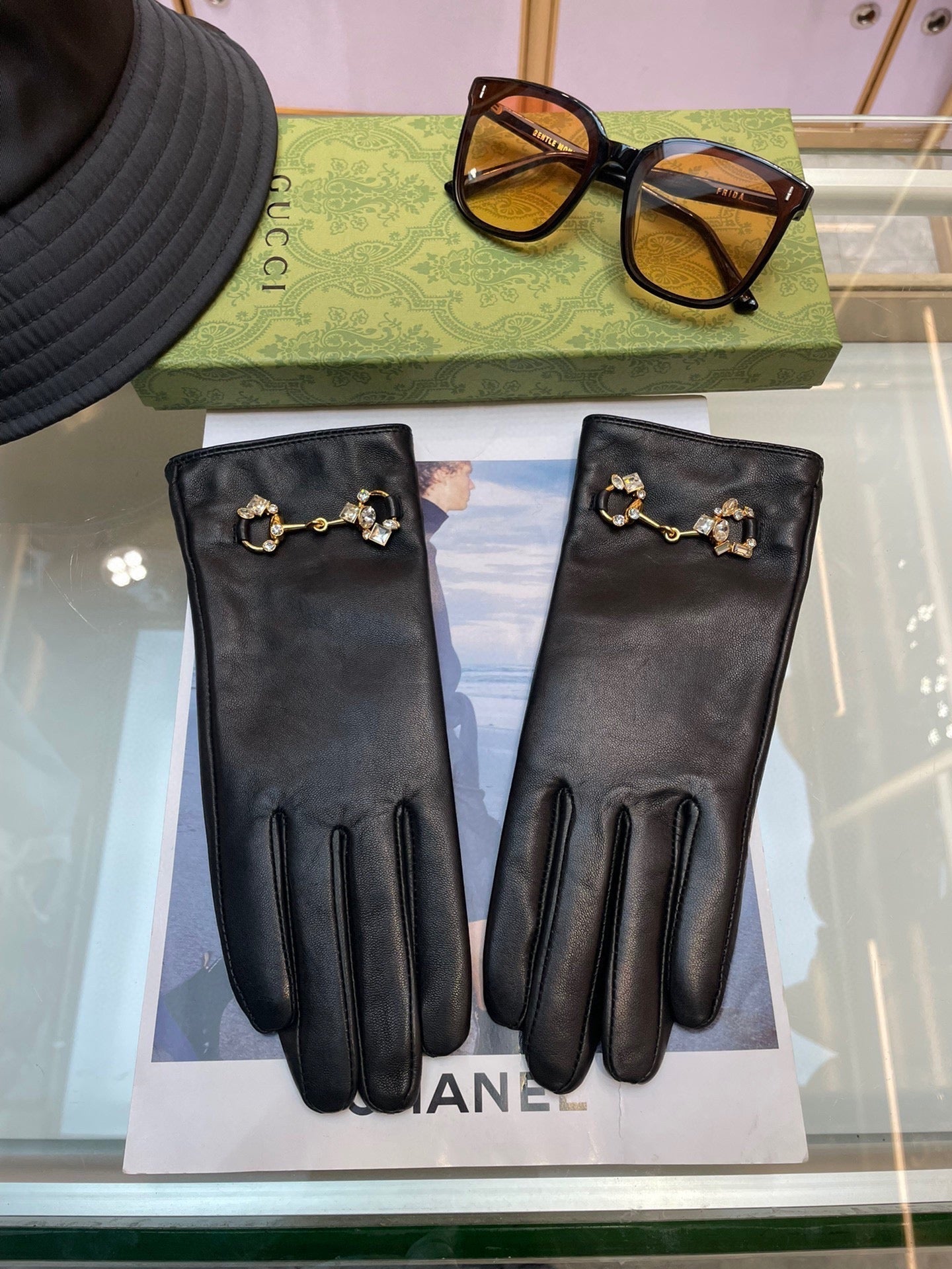 GUCCI HORSEBIT GLOVES IN BLACK LAMBSKIN WITH CASHMERE LINING 454592