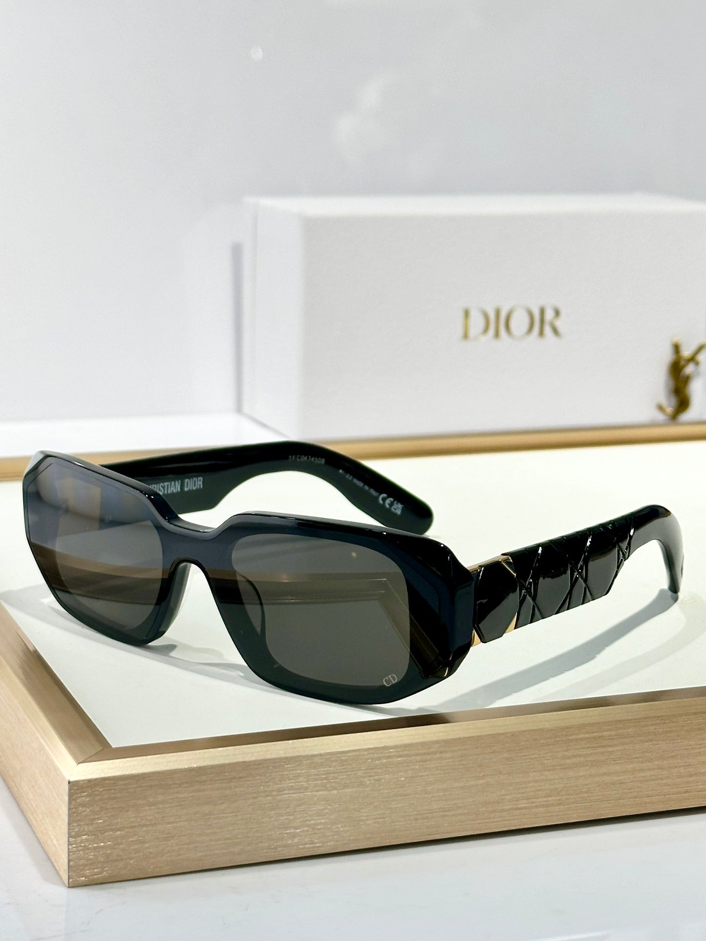 DIOR MONTAIGNE SUNGLASS LABY99.22 A3I IN ACETATE